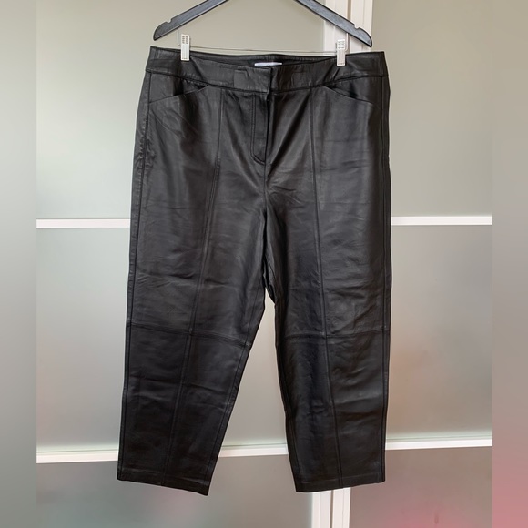Super soft black leather ankle pants with functional front pockets. NWT. 16W - Picture 1 of 6